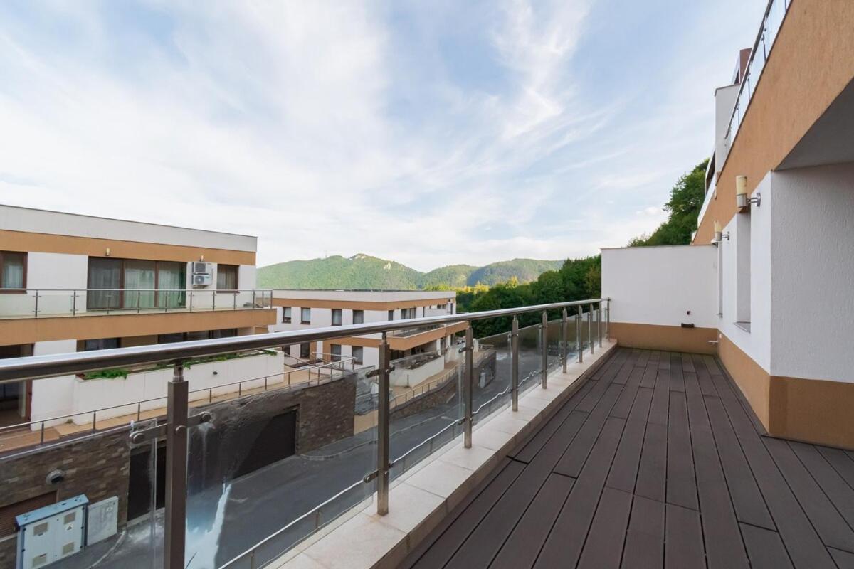 Seasons Apartament